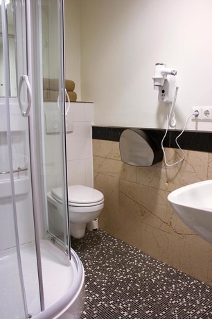 Imagen de la habitación del Hotel Max Amsterdam. Foto 7