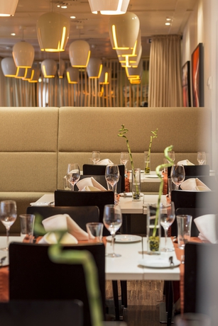 Imagen del bar/restaurante del Hotel Max Brown Hotel 7th District. Foto 4