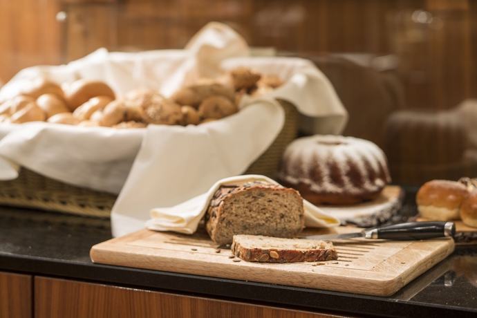 Imagen del bar/restaurante del Hotel Max Brown Hotel 7th District. Foto 6