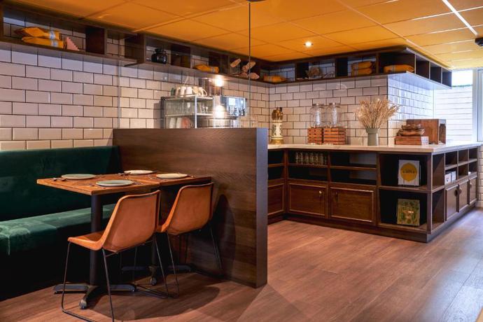 Imagen del bar/restaurante del Hotel Max Brown Museum Square. Foto 2