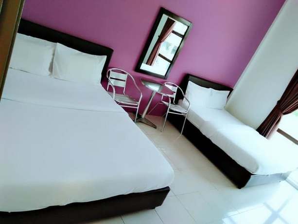 Imagen de la habitación del Hotel Max Ferringhi. Foto 14