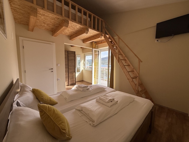 Imagen de la habitación del Hotel Max Gastro Beach House. Foto 8