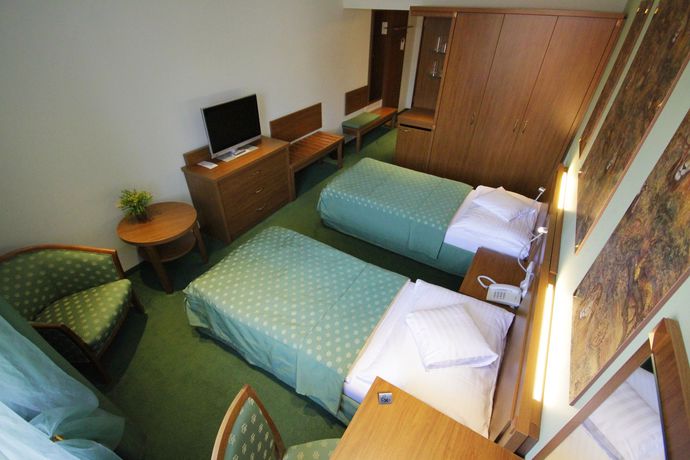 Imagen de los interiores del Hotel Max Inn. Foto 14