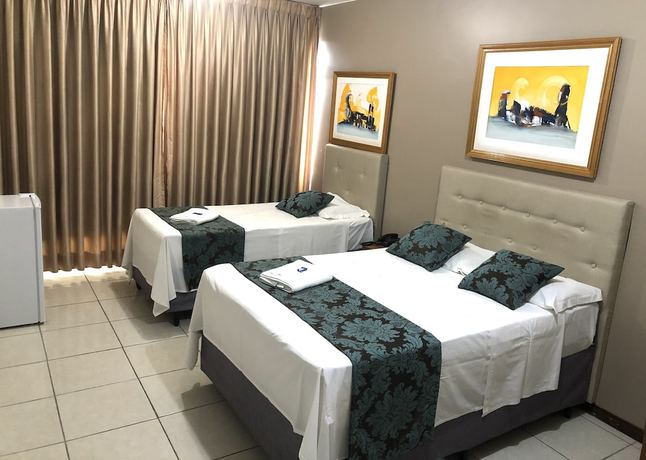 Imagen de la habitación del Hotel Max, N&uacute;cleo Bandeirante. Foto 14