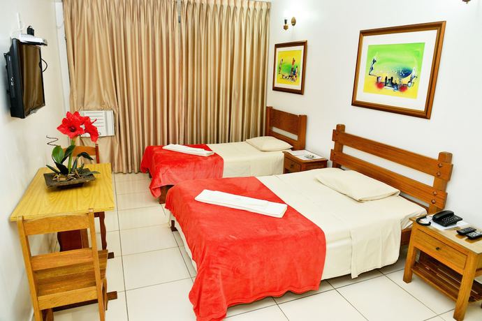 Imagen de la habitación del Hotel Max, N&uacute;cleo Bandeirante. Foto 15