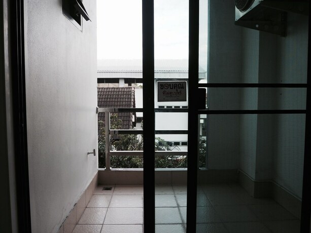 Imagen de la habitación del Hotel Max Pavillage Bangkok. Foto 19