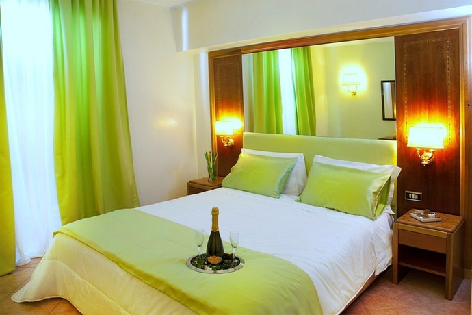 Imagen de la habitación del Hotel Max, Roma. Foto 7