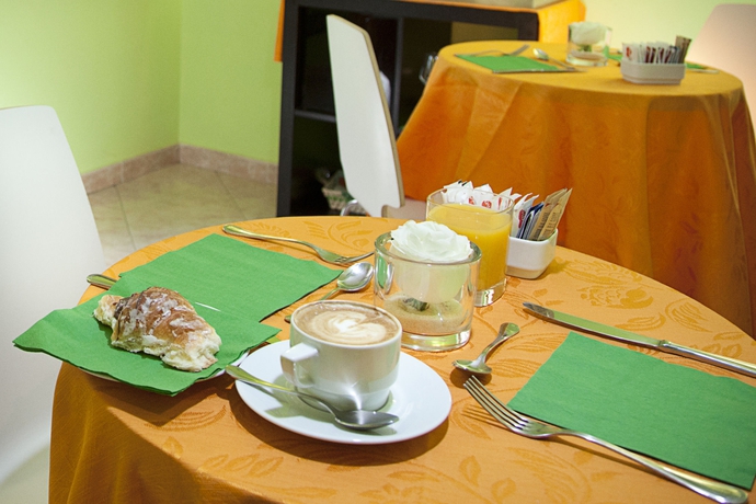 Imagen del bar/restaurante del Hotel Max, Roma. Foto 6