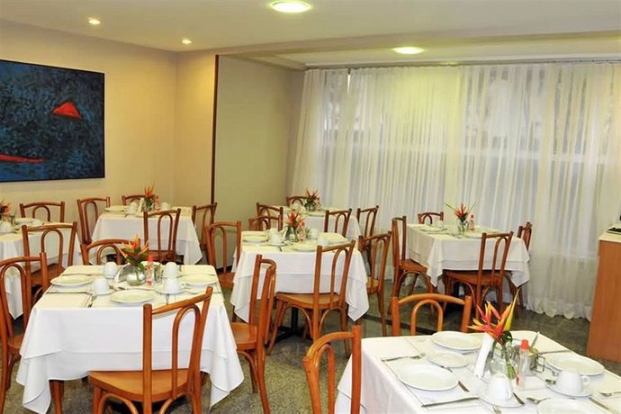 Imagen del bar/restaurante del Hotel Max Savassi Apart Service. Foto 4