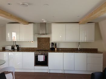 Imagen general del Hotel Max Serviced Commercial Road. Foto 4