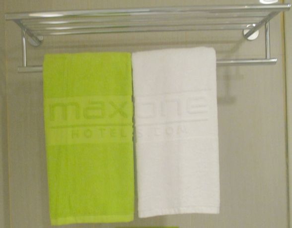 Imagen de la habitación del Hotel MaxOne Signature Glodok Jakarta. Foto 13