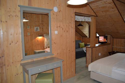 Imagen de la habitación del Hotel Maxant. Foto 12