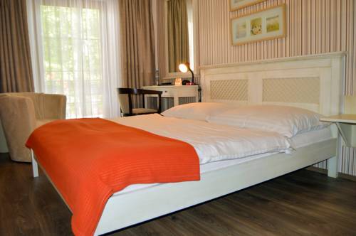 Imagen de la habitación del Hotel Maxant. Foto 13