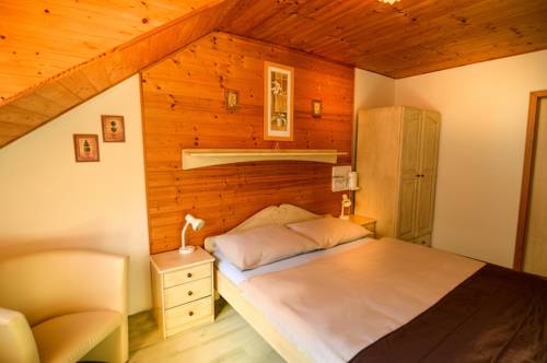 Imagen de la habitación del Hotel Maxant. Foto 16