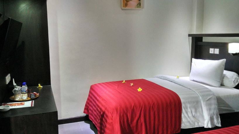 Imagen de la habitación del Hotel Maxi Kedonganan. Foto 4
