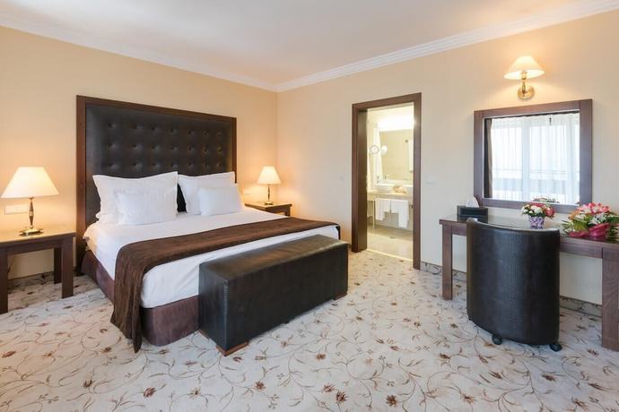 Imagen de la habitación del Hotel Maxi Park and Spa. Foto 12