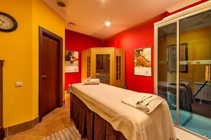 Imagen de los interiores del Hotel Maxi Park and Spa. Foto 16