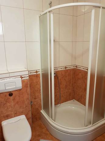 Imagen de la habitación del Hotel Maxi, Sarajevo. Foto 13