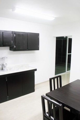 Imagen del bar/restaurante del Hotel Maxihotel Los Mochis. Foto 5