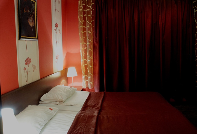 Imagen de la habitación del Hotel Maxim Boutique. Foto 5