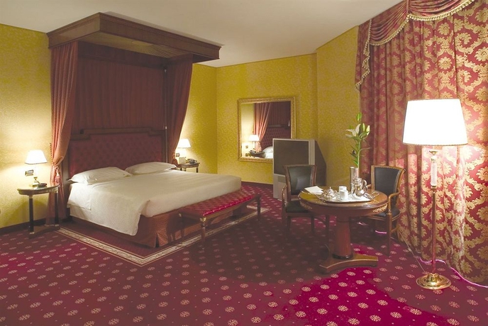 Imagen de la habitación del Hotel Maxim, Canzo. Foto 4