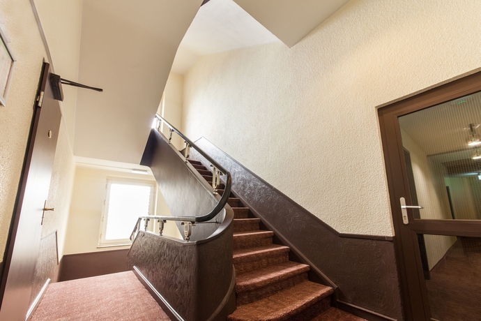 Imagen de los interiores del Hotel Maxim Düsseldorf City. Foto 16