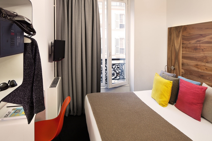 Imagen de la habitación del Hotel Maxim Folies. Foto 3