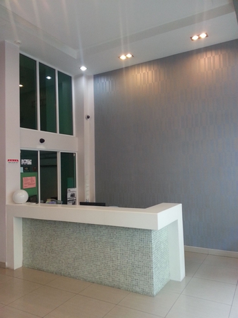 Imagen general del Hotel Maxim, Kota Kinabalu. Foto 1
