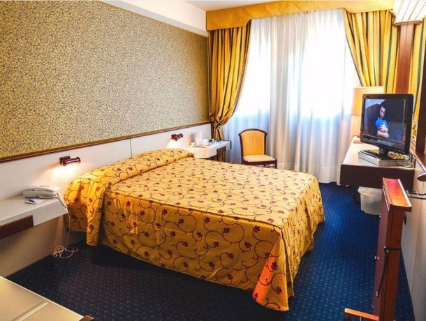 Imagen general del Hotel Maxim, Verona. Foto 2