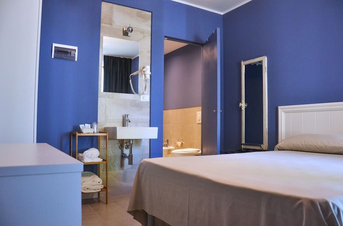 Imagen de la habitación del Hotel Maximilian, Cisano. Foto 2