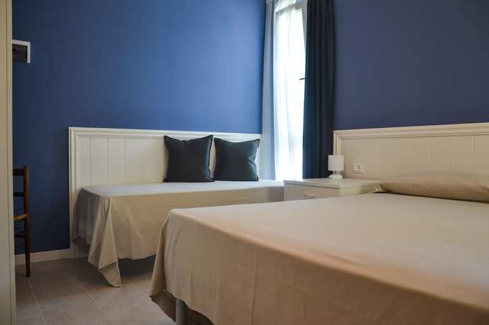 Imagen de la habitación del Hotel Maximilian, Cisano. Foto 7