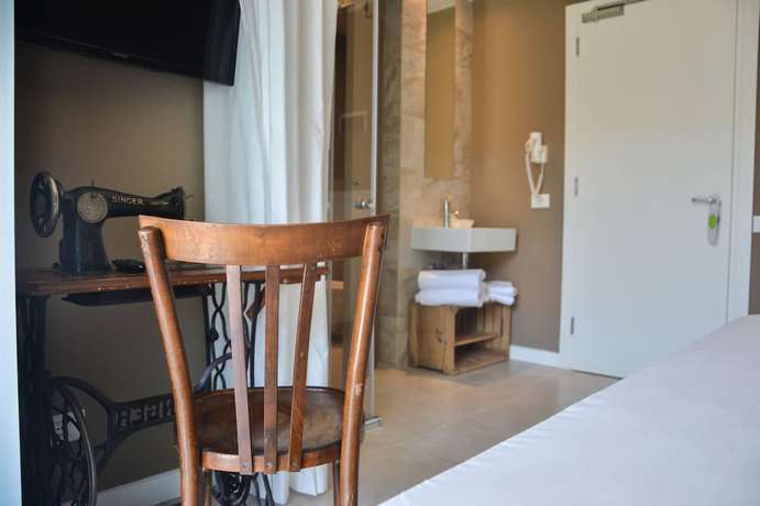 Imagen de la habitación del Hotel Maximilian, Cisano. Foto 13