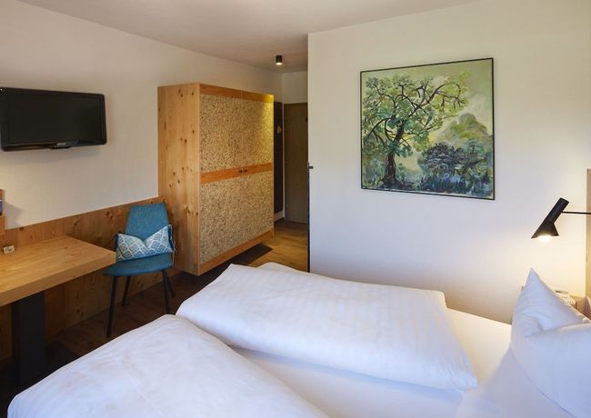 Imagen de la habitación del Hotel Maximilian, Ehenbichl. Foto 2