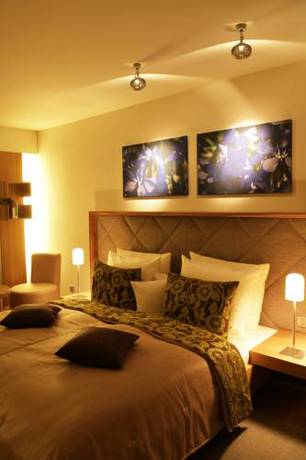 Imagen de la habitación del Hotel Maximilian, Oberammergau. Foto 13