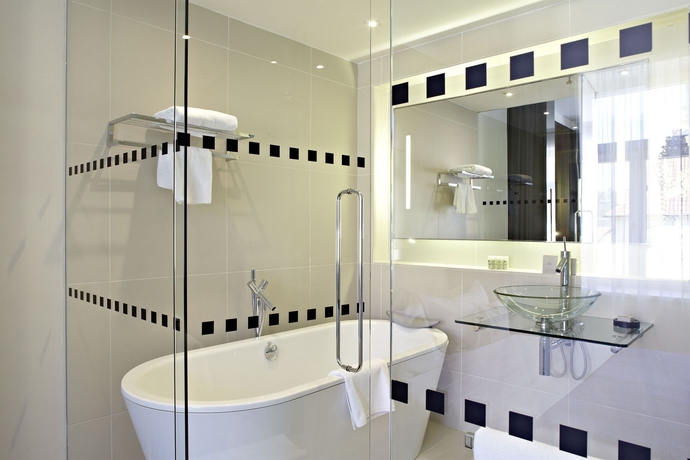 Imagen de la habitación del Hotel Maximilian, Praga. Foto 6