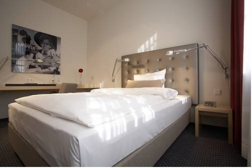 Imagen general del Hotel Maximilians. Foto 2