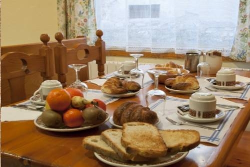 Imagen general del Hotel Maximina. Foto 7