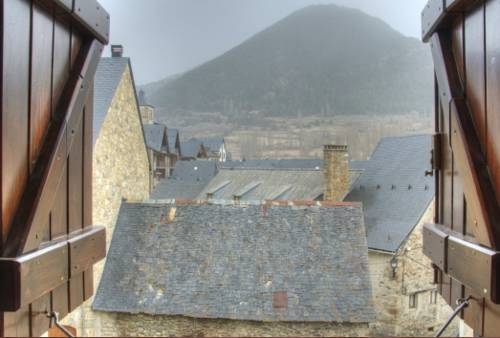 Imagen general del Hotel Maximina. Foto 8