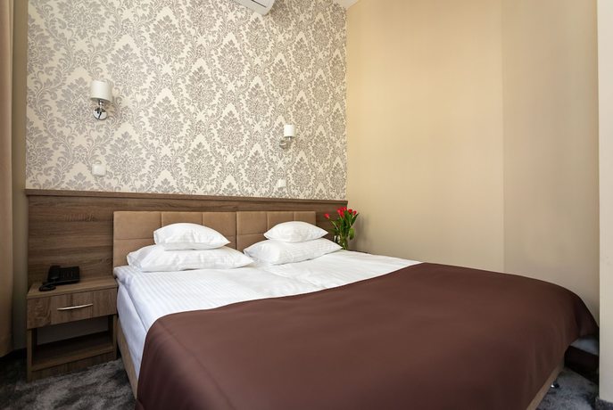 Imagen de la habitación del Hotel Maximum. Foto 6