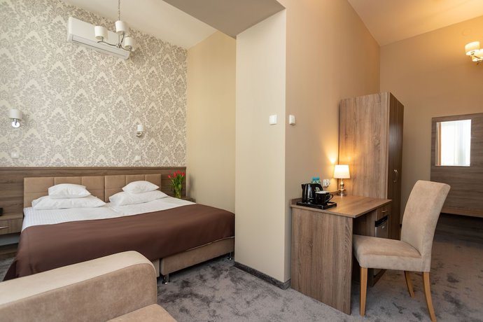 Imagen de la habitación del Hotel Maximum. Foto 9