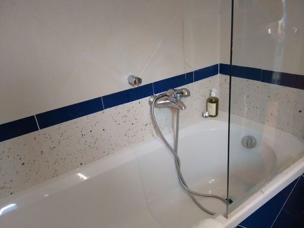 Imagen de la habitación del Hotel Maximus, Plaza de la Rep&uacute;blica. Foto 8