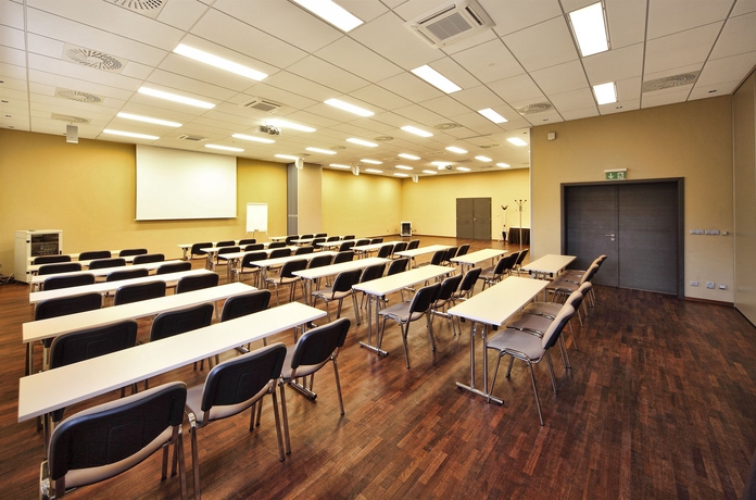 Imagen de los interiores del Hotel Maximus Resort. Foto 5