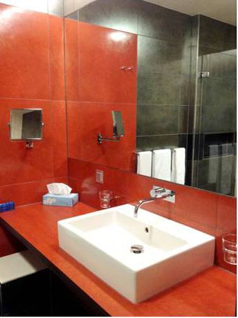 Imagen de la habitación del Hotel Maxlhaid. Foto 7