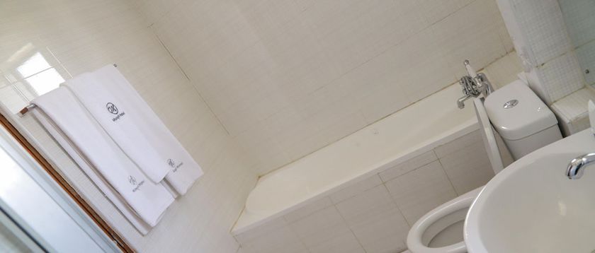 Imagen de la habitación del Hotel Maxoil. Foto 8