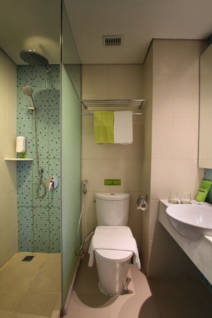 Imagen de la habitación del Hotel Maxone Hotels At Pemuda - Chse Certified. Foto 16