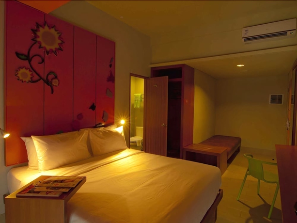 Imagen de la habitación del Hotel Maxone Sabang Jakarta. Foto 14