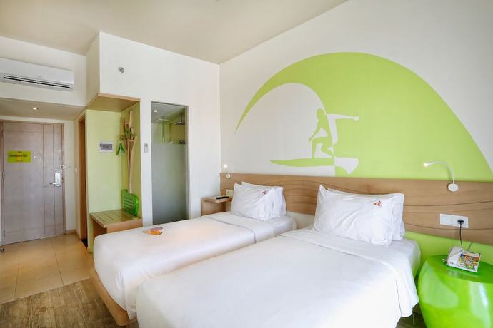 Imagen de la habitación del Hotel Maxonehotels At Bukit Jimbaran. Foto 3