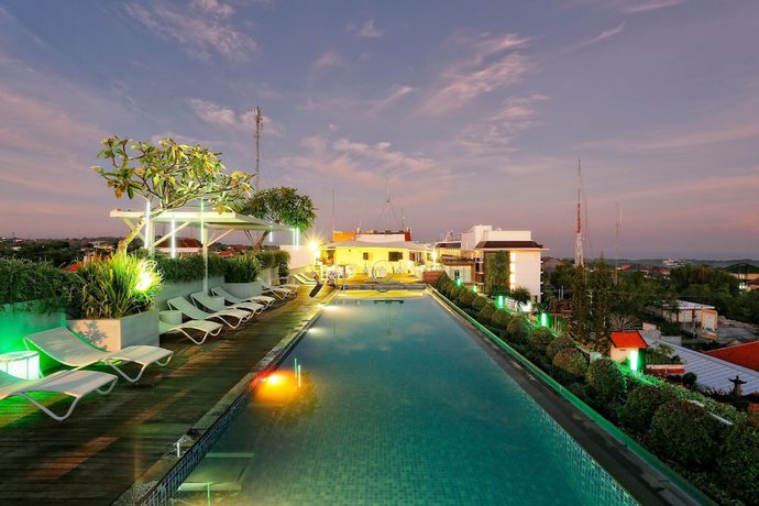Imagen general del Hotel Maxonehotels At Bukit Jimbaran. Foto 1