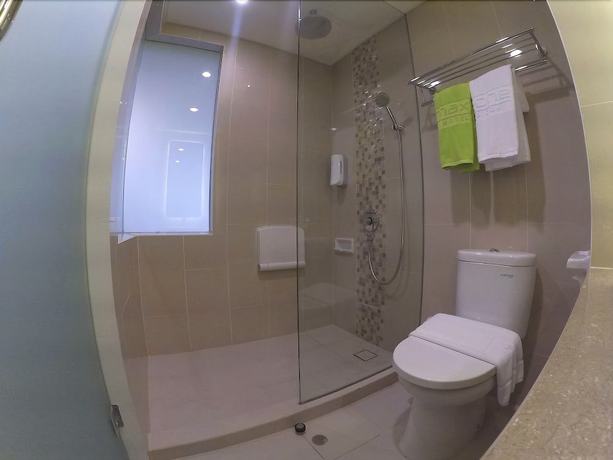 Imagen de la habitación del Hotel Maxonehotels.com At Kramat. Foto 14