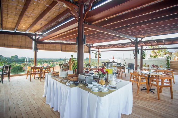 Imagen del bar/restaurante del Hotel Maxones At Ubud. Foto 4